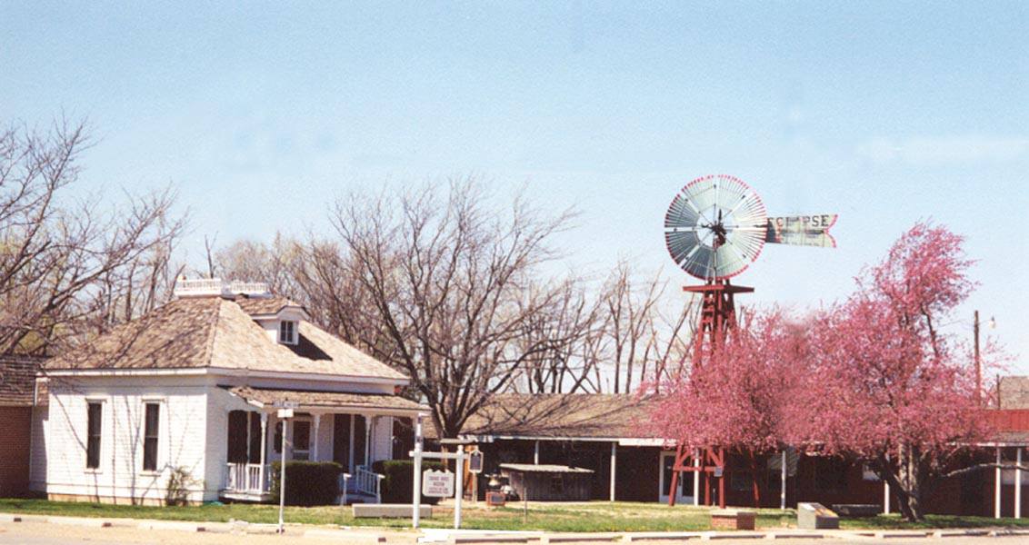 Carson County Square House Museum - Logo