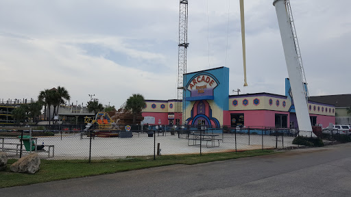 Emerald Falls Family Recreation Center Entertainment | Amusement Park
