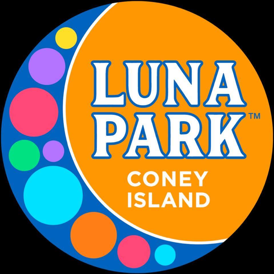 Luna Park in Coney Island Logo