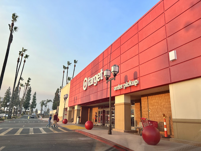 Target Chino Store Shopping | Supermarket