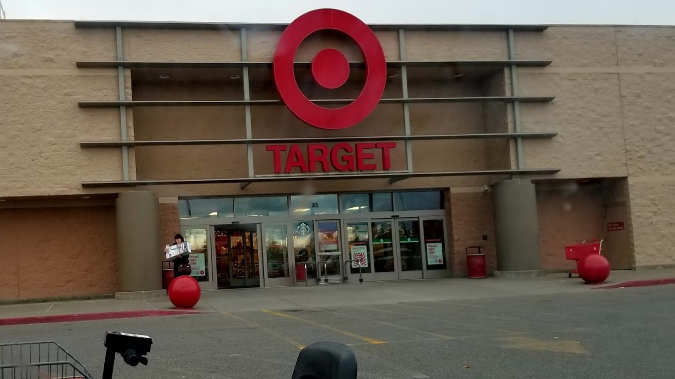 Target Coeur Store Shopping | Supermarket