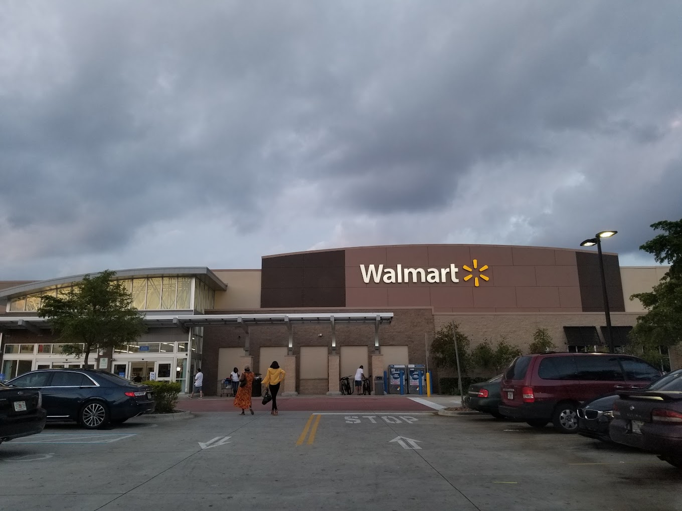 Walmart Supercenter Shopping | Supermarket