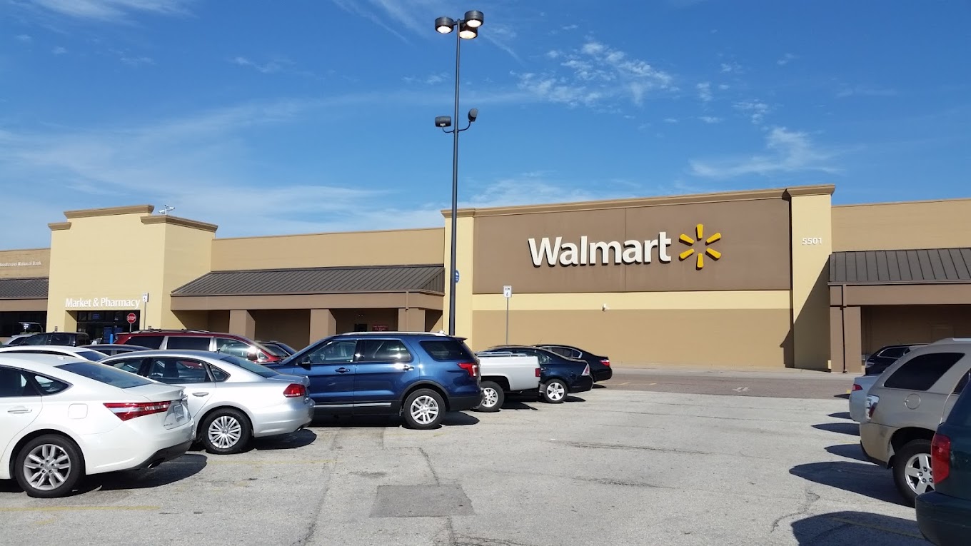 Walmart Supercenter Shopping | Supermarket