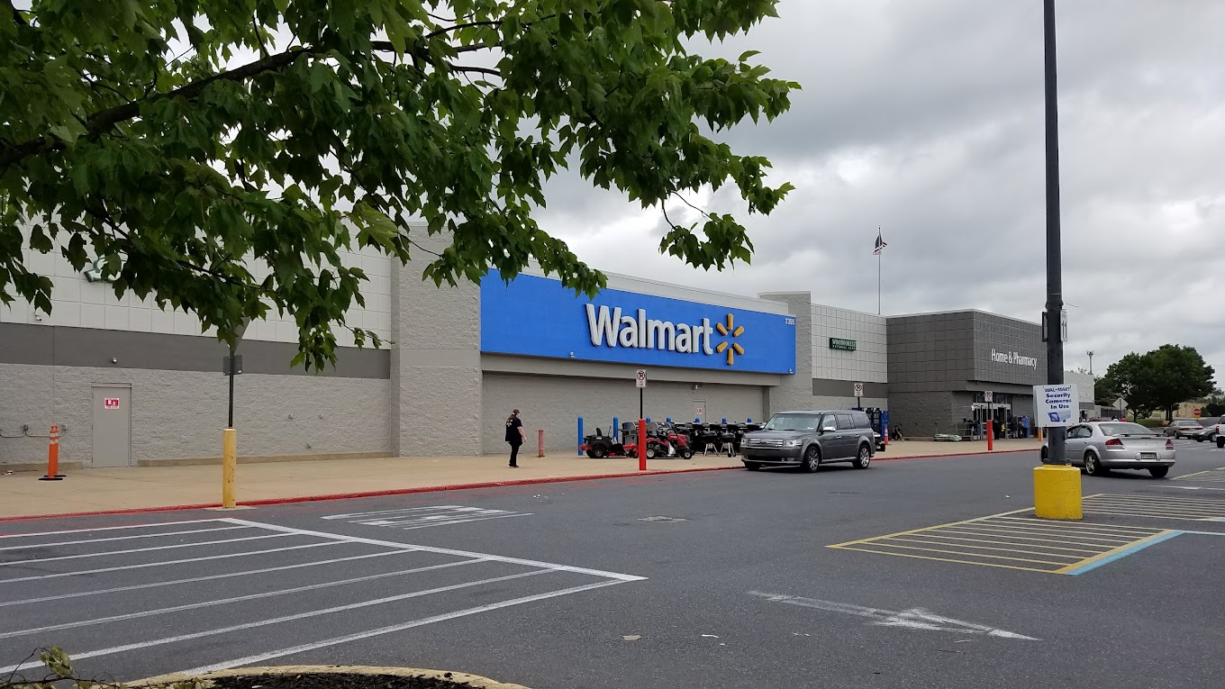 Walmart Supercenter Shopping | Supermarket