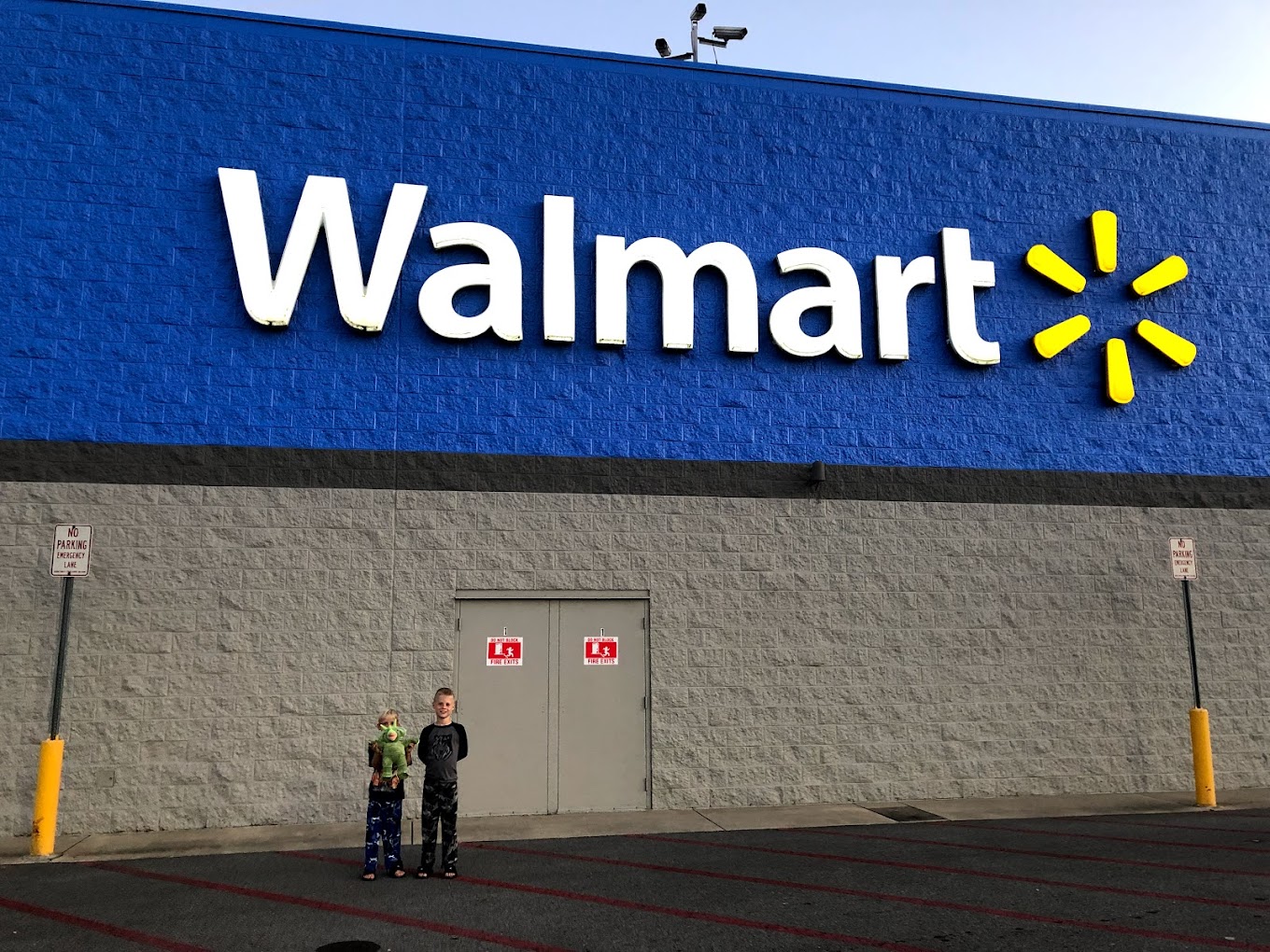 Walmart Supercenter Shopping | Supermarket