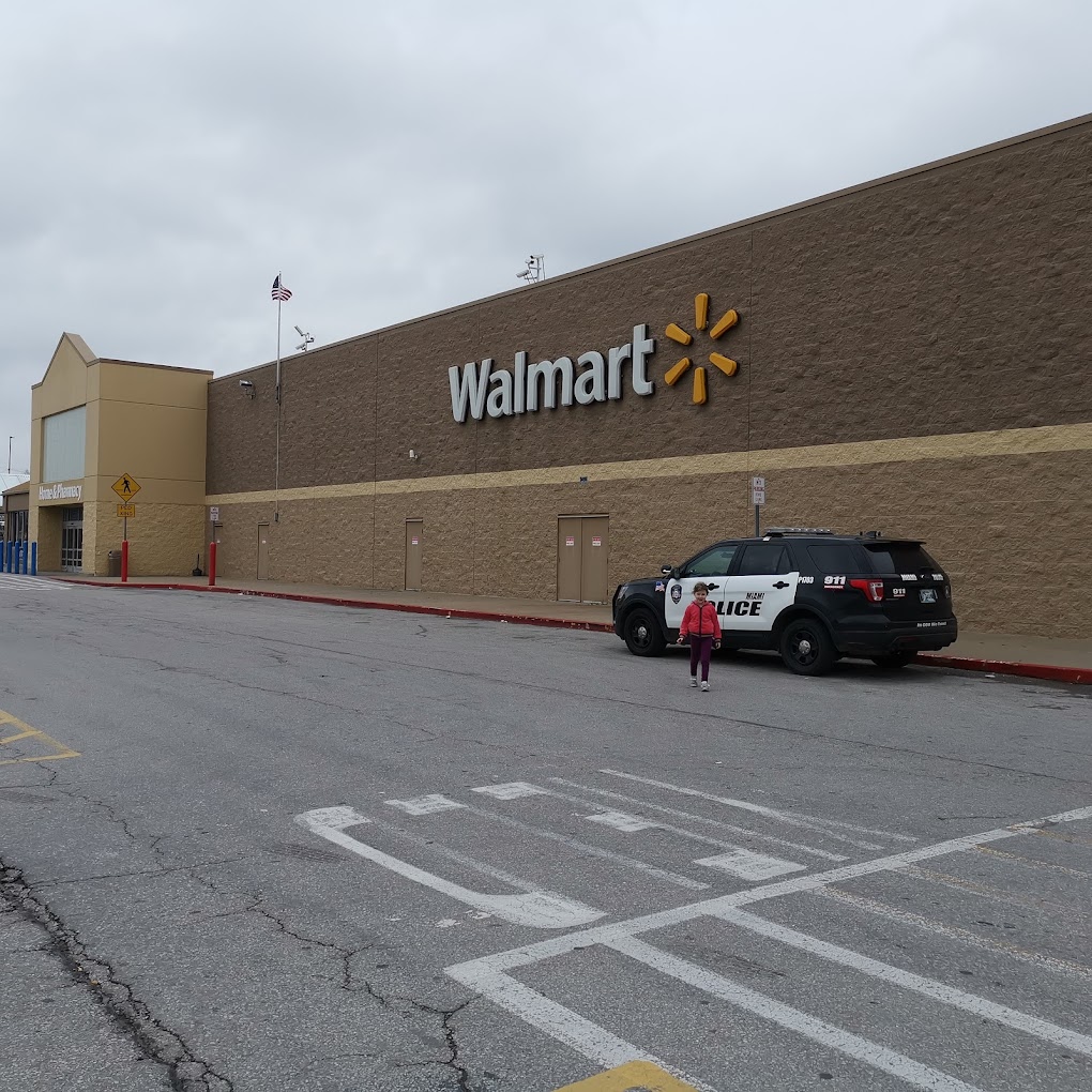 Walmart Supercenter Shopping | Supermarket