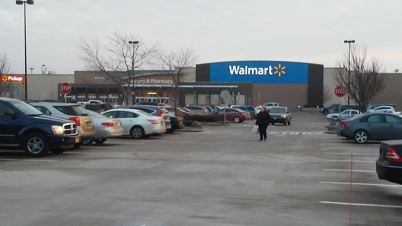 Walmart Supercenter Shopping | Supermarket