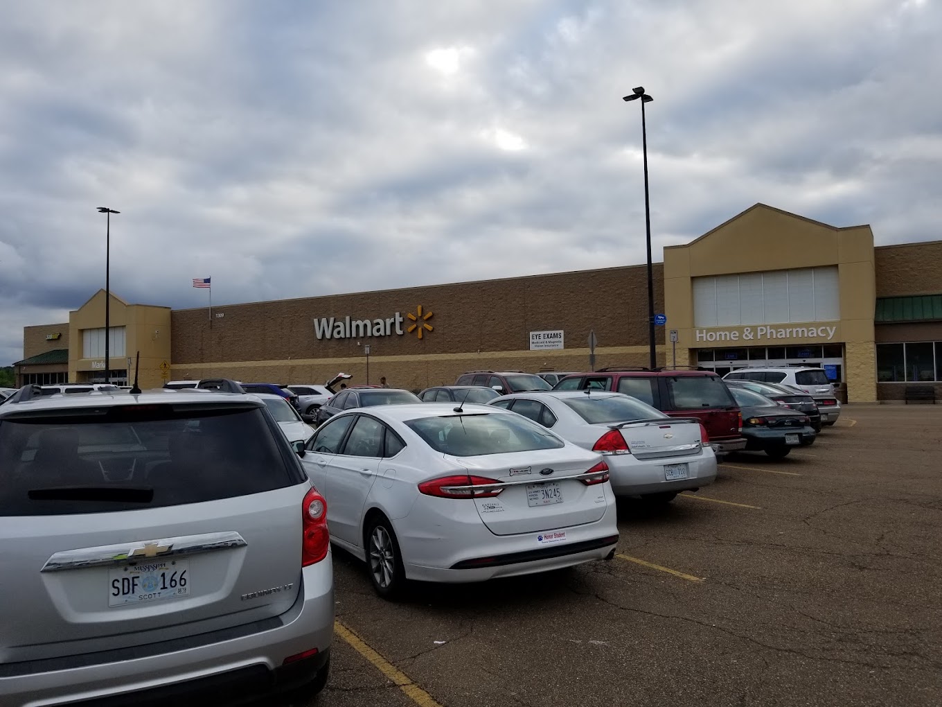 Walmart Supercenter Shopping | Supermarket