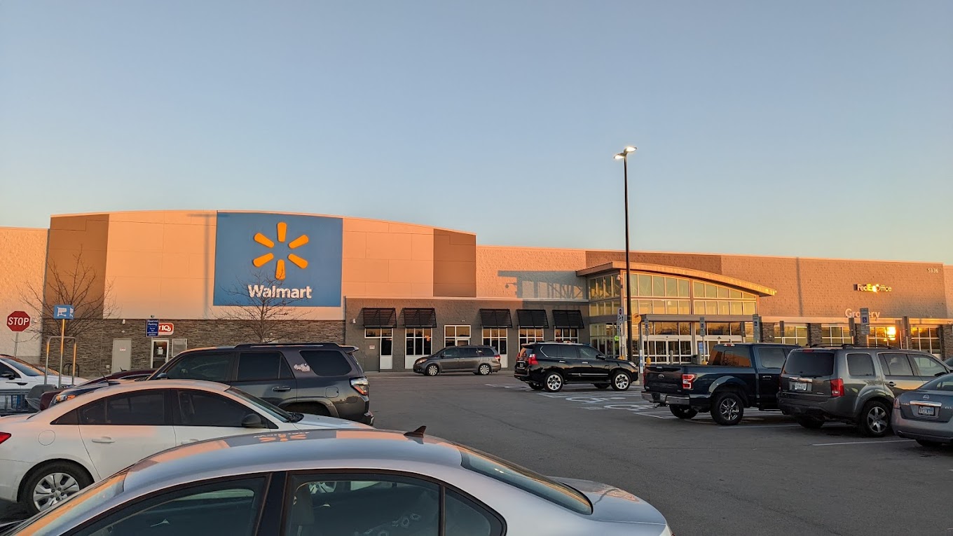 Walmart Supercenter Shopping | Supermarket