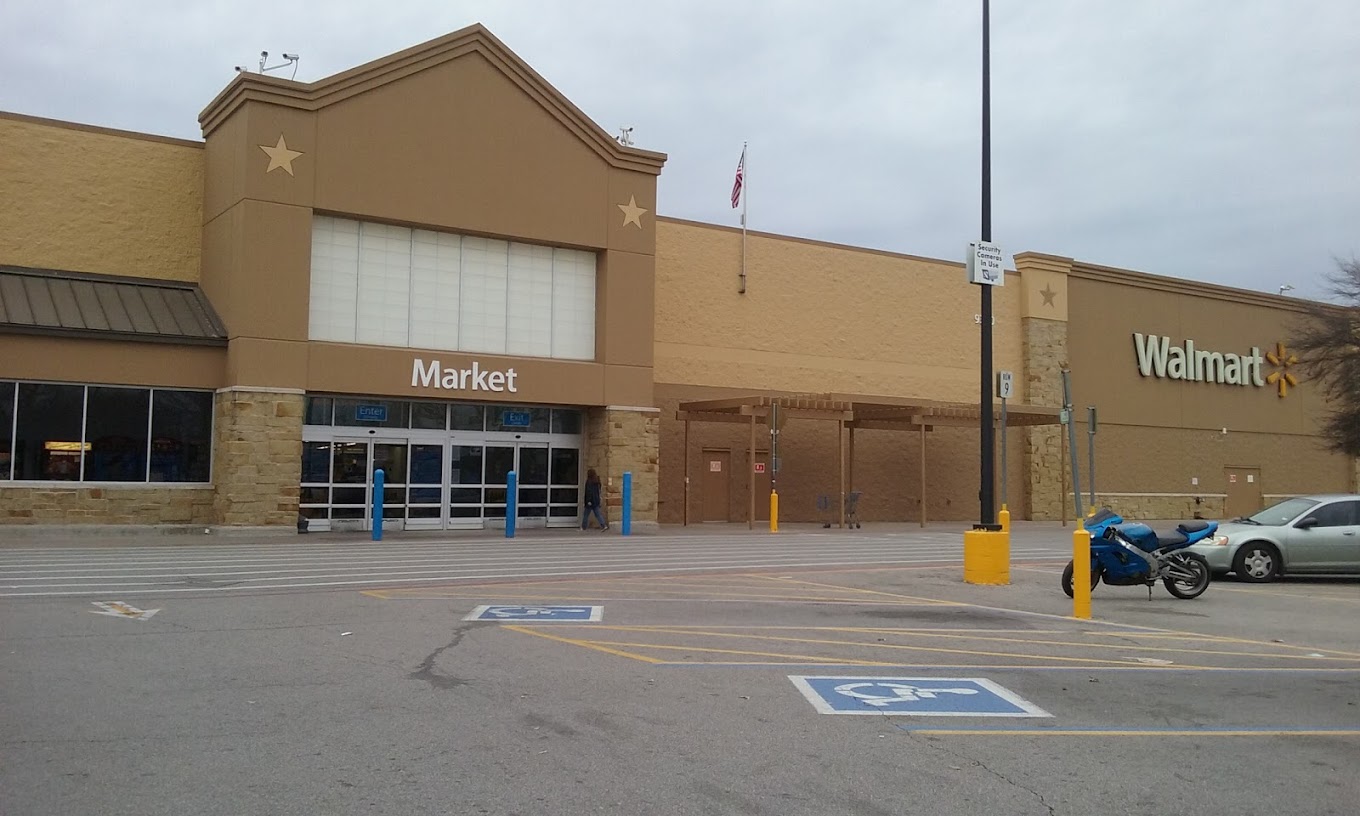 Walmart Supercenter Shopping | Supermarket