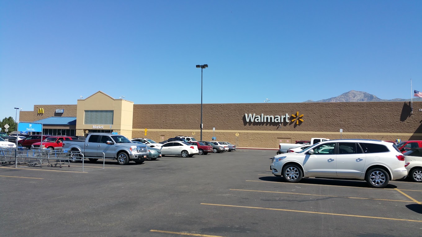 Walmart Supercenter Shopping | Supermarket