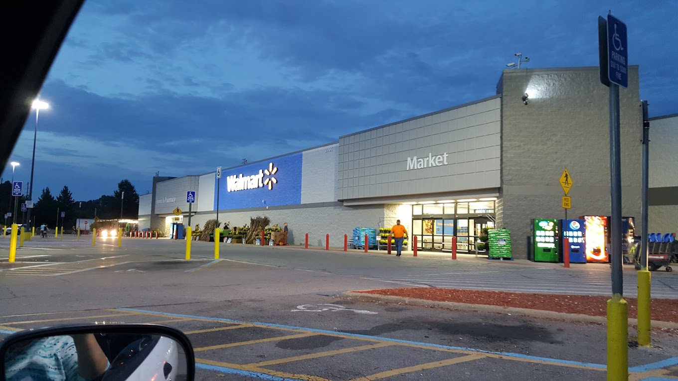 Walmart Supercenter Shopping | Supermarket